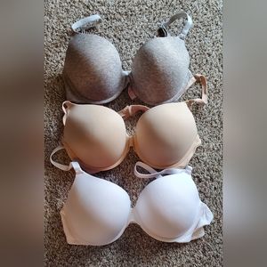 Victoria's Secret Wear Everywhere Push-up Bra's (3) Size 36D